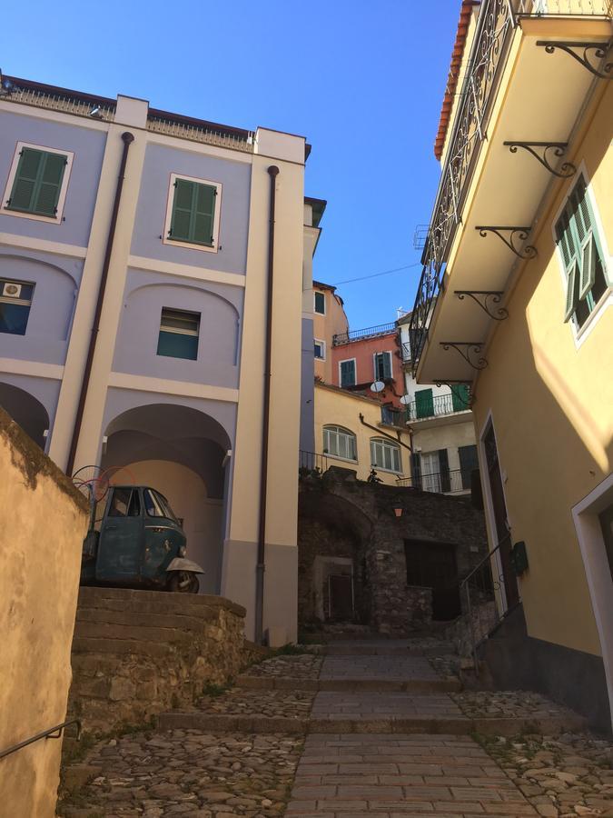 Bed and Breakfast A Ca Du Barba Ge Vallebona Exterior foto